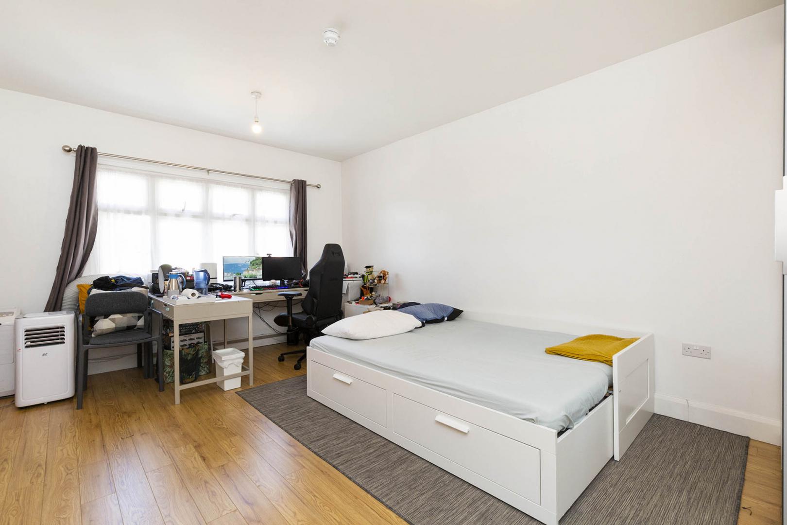 Stunning Apartment Aberdeen Road, Dollis Hill, Dollis Hill